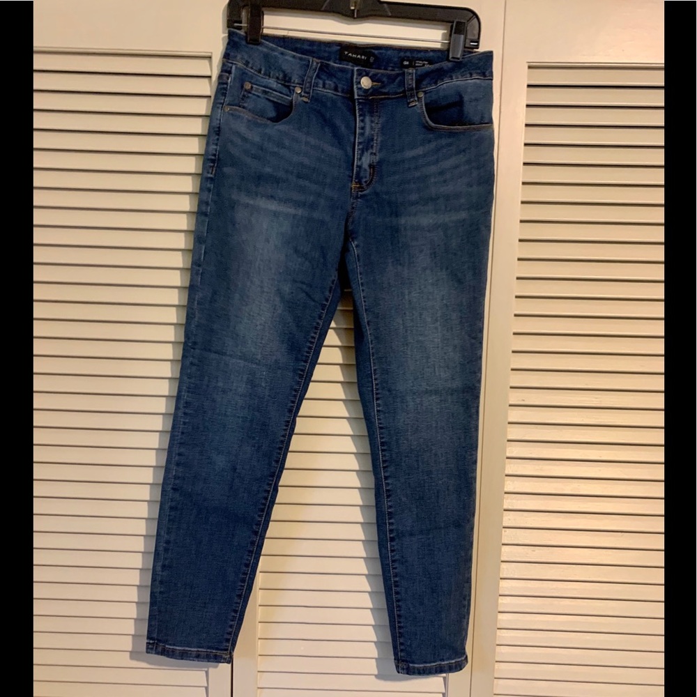 Jeans. Skinny.